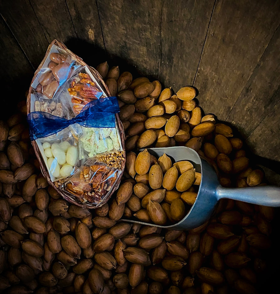 Pecan Gift Basket from Dees Pecan Company